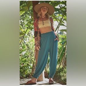 Free People Beach FP teal harem lounge pants sz. Large NWT